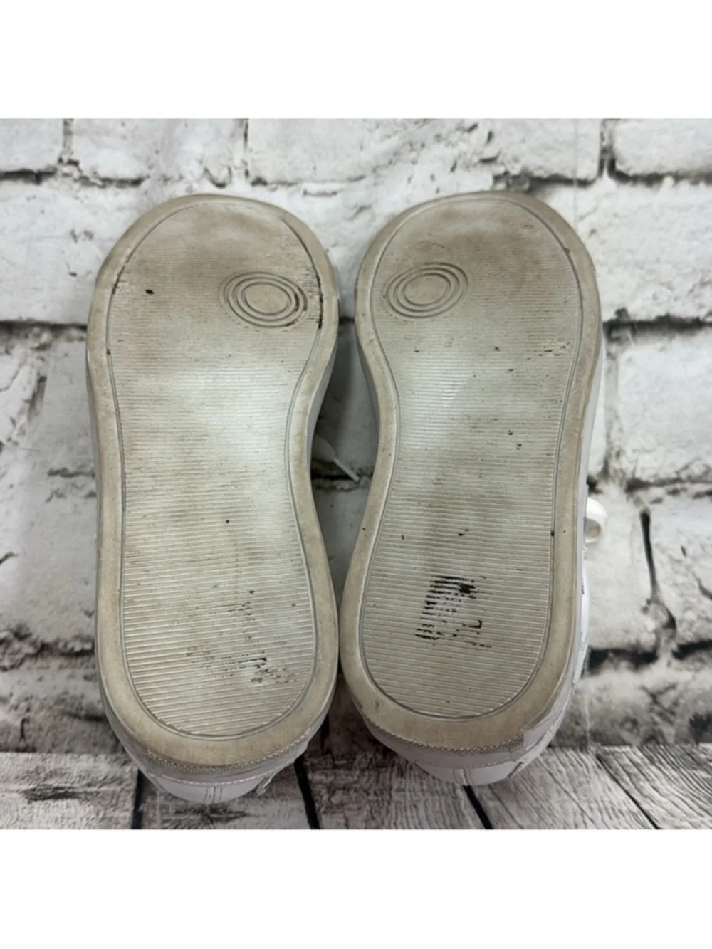 Zadig & Voltaire Women's White Star Smooth Leather Sneakers Size 9